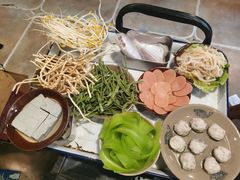 -周幺妹重庆老火锅(银泰城总店)