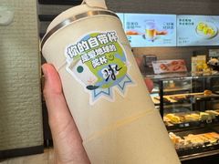 -星巴克(深圳宝安泰华店)