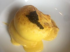 鱼子酱酿蛋-非常时髦餐厅VUE Restaurant(外滩茂悦大酒店)