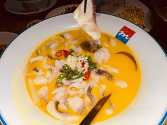 -蜜桃餐厅·伴山(湖滨商业街店)