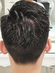 -e hair salon