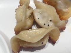 -小杨生煎(浦江欢乐颂店)