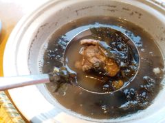 青花瓷绿豆紫菜排骨汤-盐帮食坊•小河帮川菜(四川师大店)