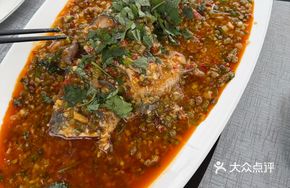 Pickled Yardlong Beans with Large Crucian Carp