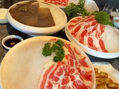 -德天肥牛海鲜火锅(城西银泰店)