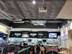 大堂-木屋烧烤(岗顶二店)