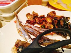 -佰烧海鲜烤肉火锅自助(世茂国际广场店)