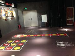 -VLines耀能运动24小时·月付制健身(京广桥店)