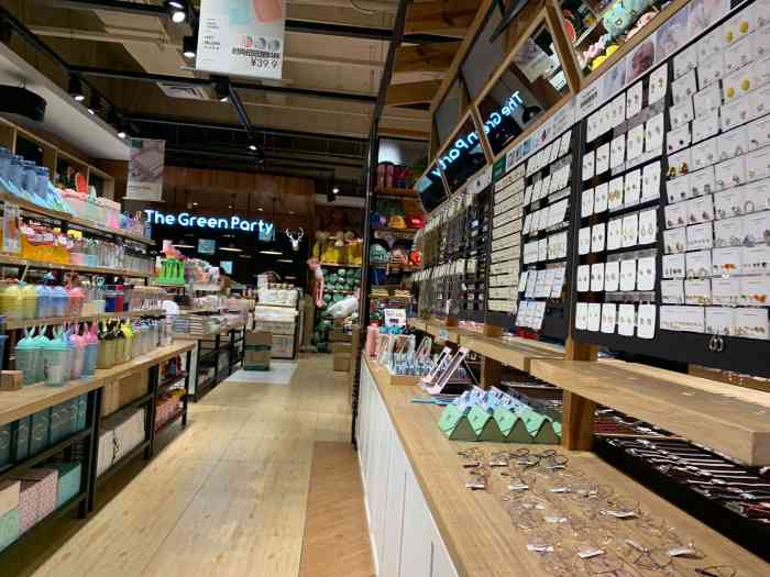 thegreenparty(加州商业广场店)-"各式各样的小饰品很多买来装饰家里