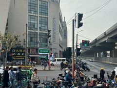 -漕河泾开发区(地铁站)