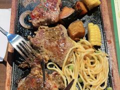 -豪客来牛排(空港华联店)