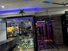 -蓝尊量贩(黄河路店)