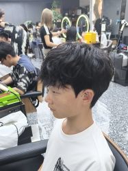 -藤野造型专业烫染接发