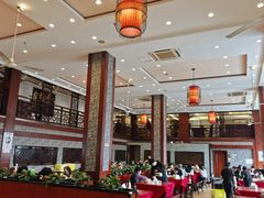 -侬佳蒸菜馆(听潮店)