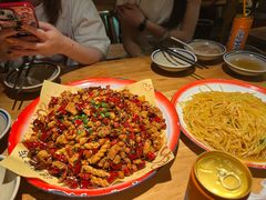 -泥糊破店小酒馆·团建聚餐(南京西路店)