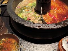 -晓宇重庆火锅(西安荟聚店)