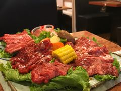 -炼火烤肉店