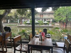 -喜洲吧·江畔老船厂·庭院餐厅(喜临院店)
