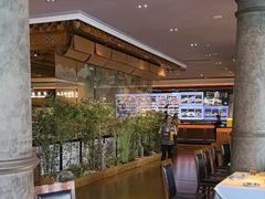 -八府香鸭·啫啫煲(华山路店)