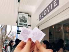 -FLOVIE FLORIST CAFE