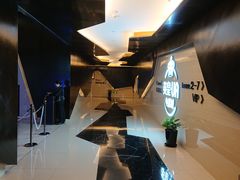 -英皇UA电影城(虹桥天地店)