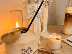 生椰美式-玲婧胡同·生日蛋糕·餐厅(嘉里城店)