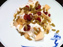 酸奶水果-水都假日酒店-海韵西餐厅(龙胜路店)