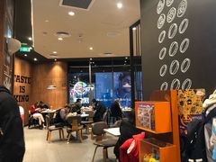 大堂-汉堡王(徐汇绿地缤纷店)