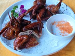 -鲤鱼塘农家山庄