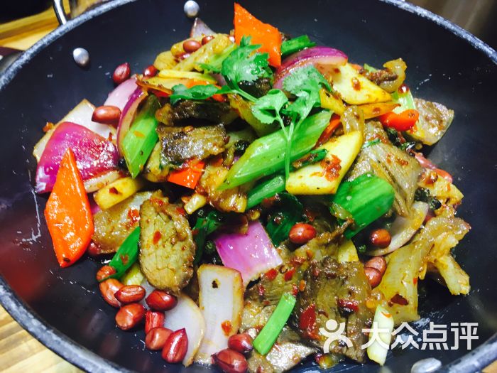 黔飨·贵州风味菜(东鼎购物中心店)干锅黄牛肉图片 - 第4张