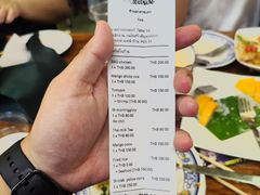 -Dang restaurant (patong phuket)