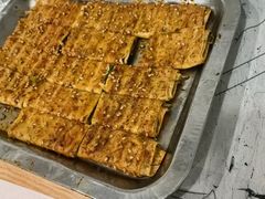 -泉哥小平房串店