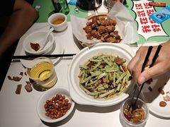 -鑫小城故事·藕汤·家常菜(台北一路总店)