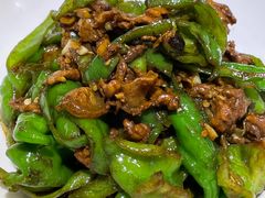辣椒炒肉-俏湘厨•地道湘菜(建华南路店)