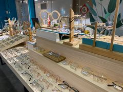 -Trend1881视光·蔡司视觉(领展广场店)