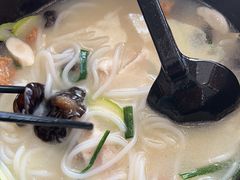 -桥香园过桥米线(国贸店)
