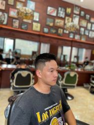 -尼特斯男士发型馆