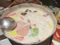 -西月山居匠心创意料理(江汉路新佳丽广场店)