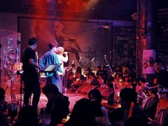 -INLOVE Live House