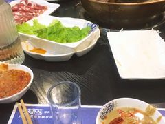 -楼外楼大刀肉传统火锅(西安大路店)