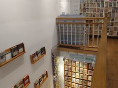 -猫的天空之城概念书店(苏州平江店)