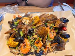 -锅老头铁锅炖•大锅蒸汽海鲜(韩乐坊店)