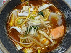 -露缘巴蜀麻辣香锅(永安街店)