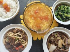 -乐禧母婴全自营月嫂(宝山店)