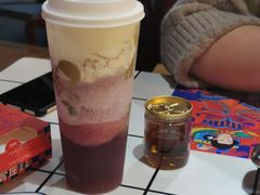 -喜茶(杭州滨江宝龙店)