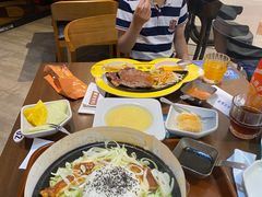 -豪客来牛排(空港华联店)