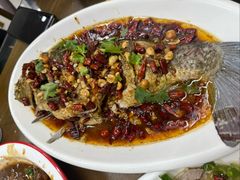 香辣鲤鱼-鲁南仔·滕州炒鸡(经三路店)
