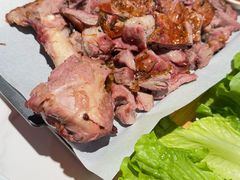 -小河公主秘制烤羊腿(小绿谷店)