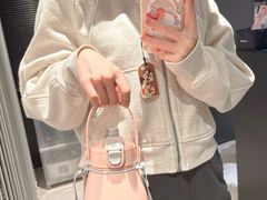 -lululemon(万象城店)