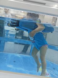 -熊小米专业儿童游泳馆